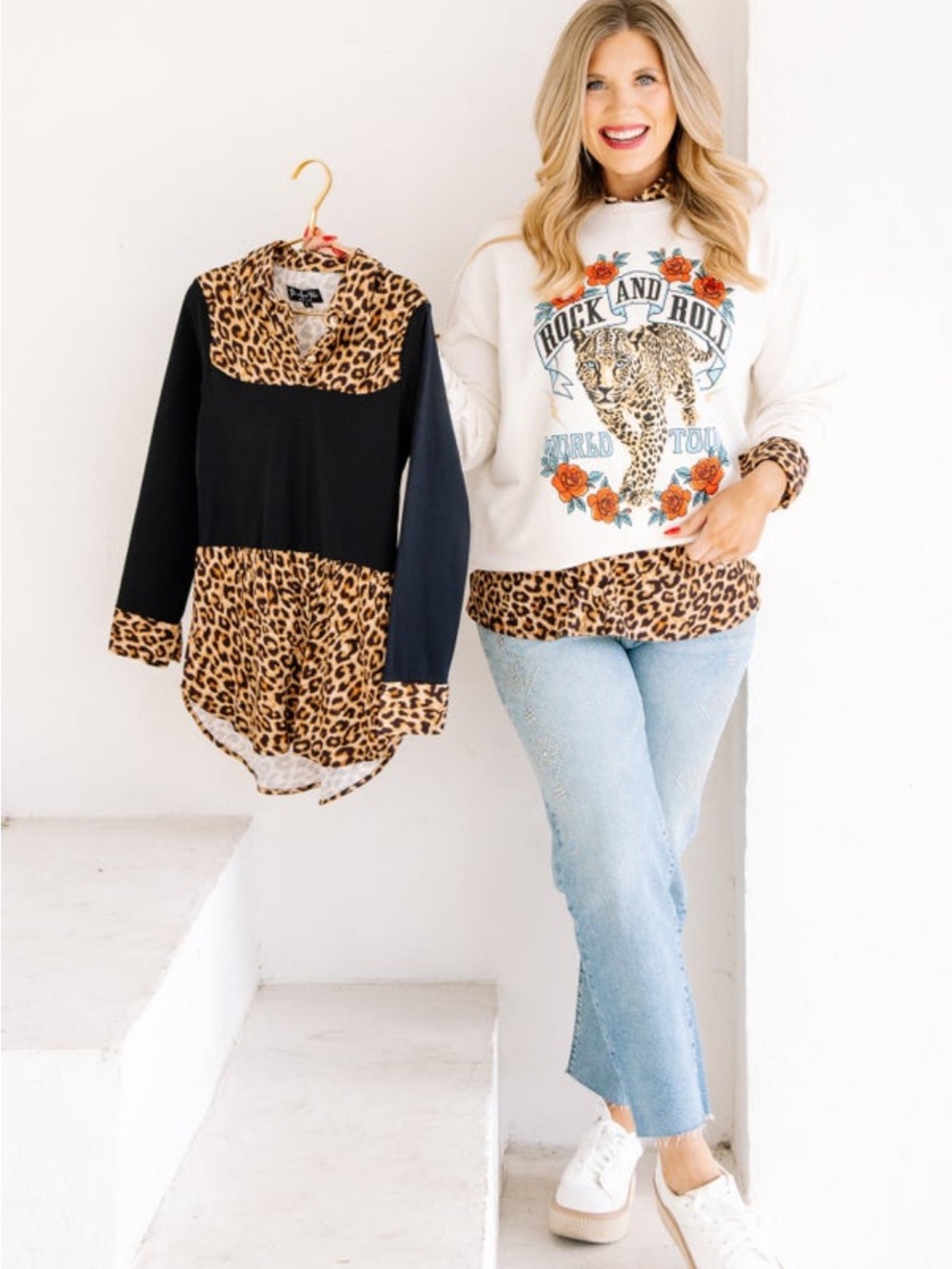 Leopard Trim Graphic Pullover Sweatshirt - White